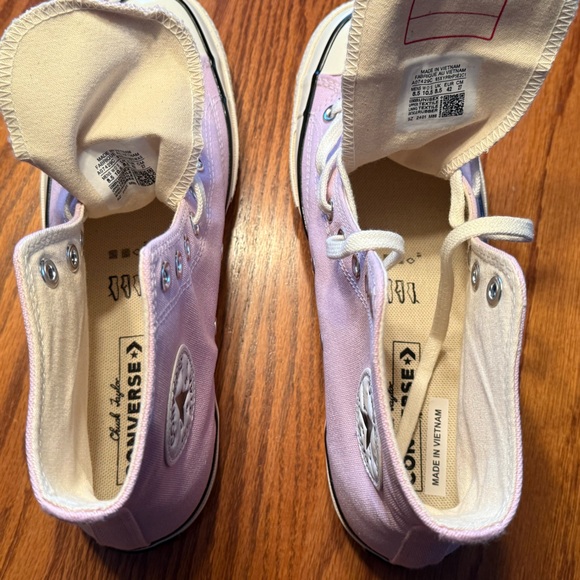 Converse Chuck 70 HI in Stardust-Lilac/Egret/Black - Picture 4 of 8